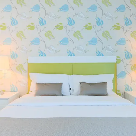 D Wan Deluxe בליאל